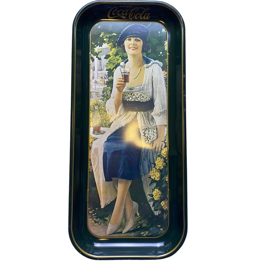Coca-Cola Advertising‎ Tray Serving Vintage 1973 Metal Collectible